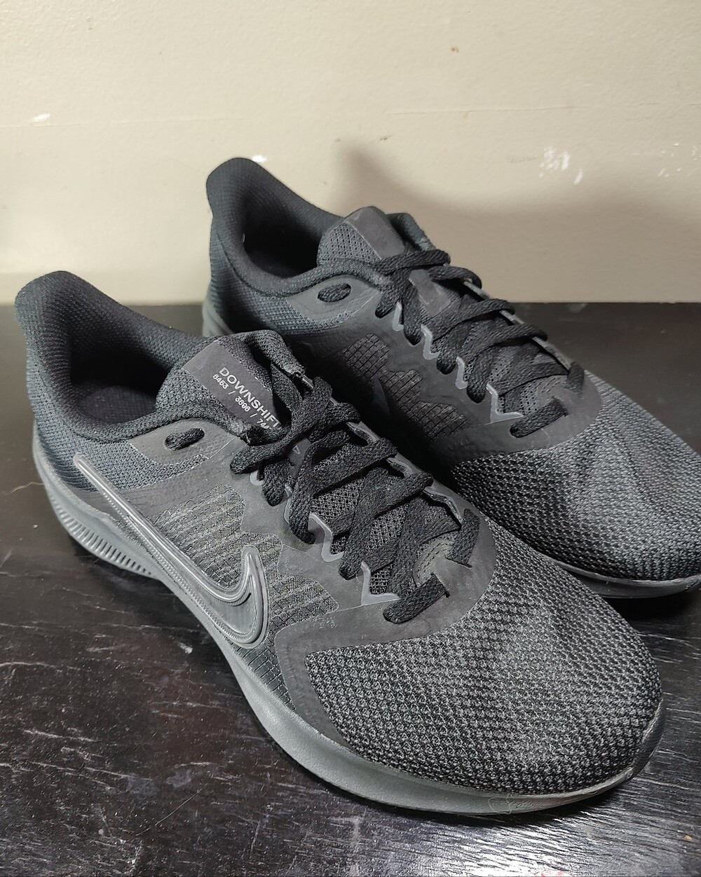 Nike Women's s All-Black Downshfter Running Shoes Size 8.5